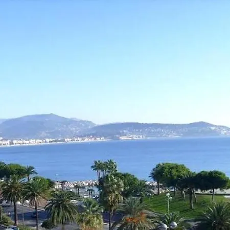 Le Riviera