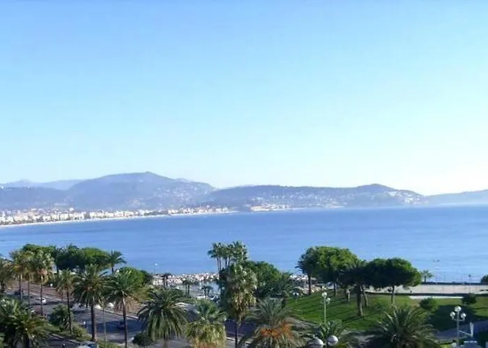 Le Riviera